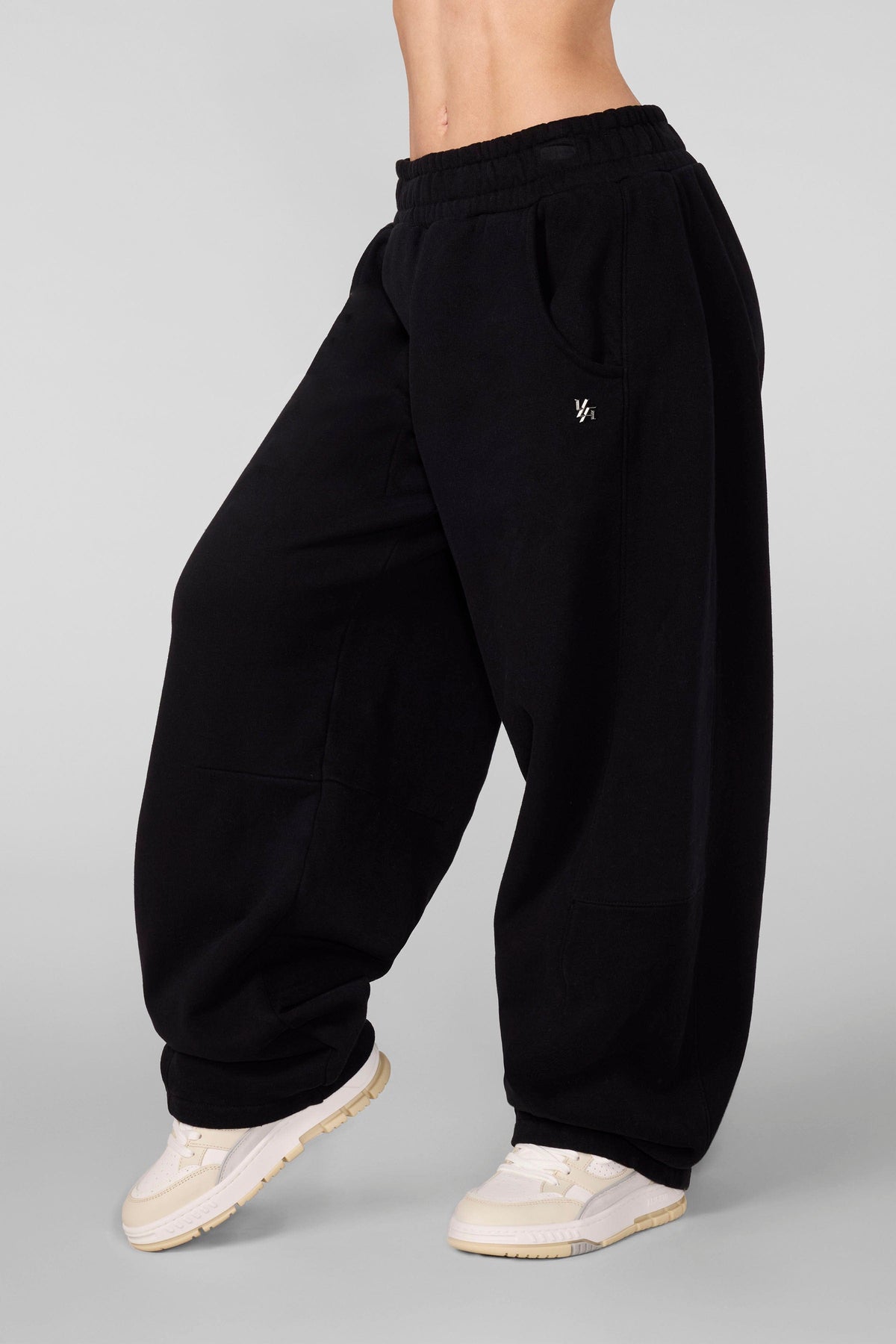 W2255 - Pantalon de jogging fuselé Studio Edit