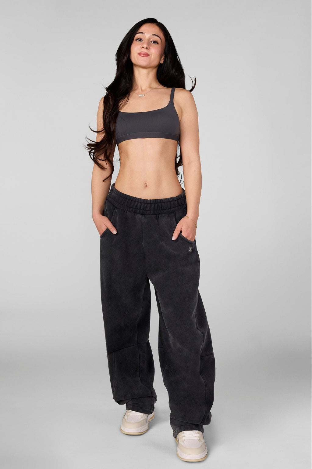 W2255 - Pantalon de jogging fuselé Studio Edit