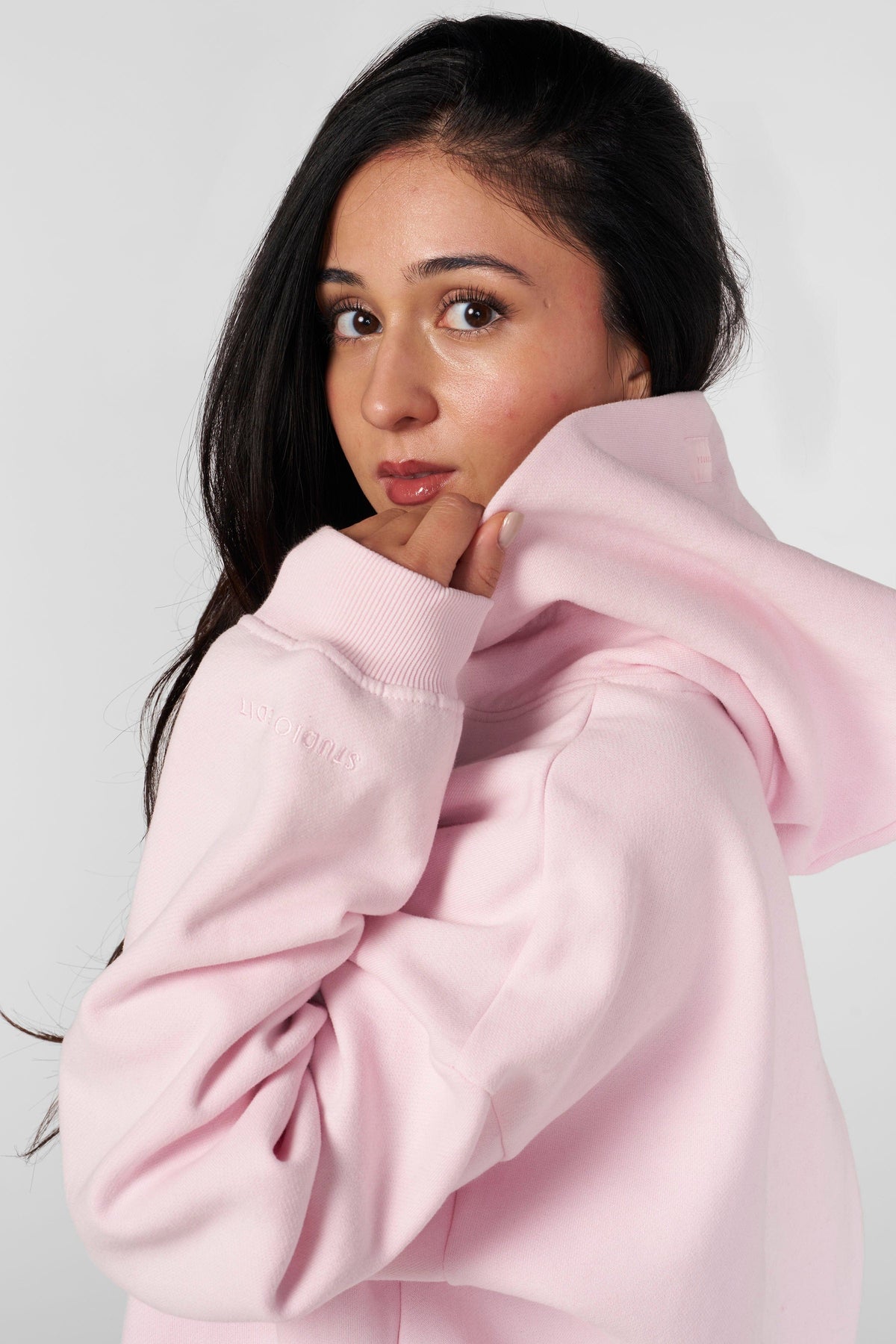 W5213 - Sweat à capuche en molleton Studio Edit