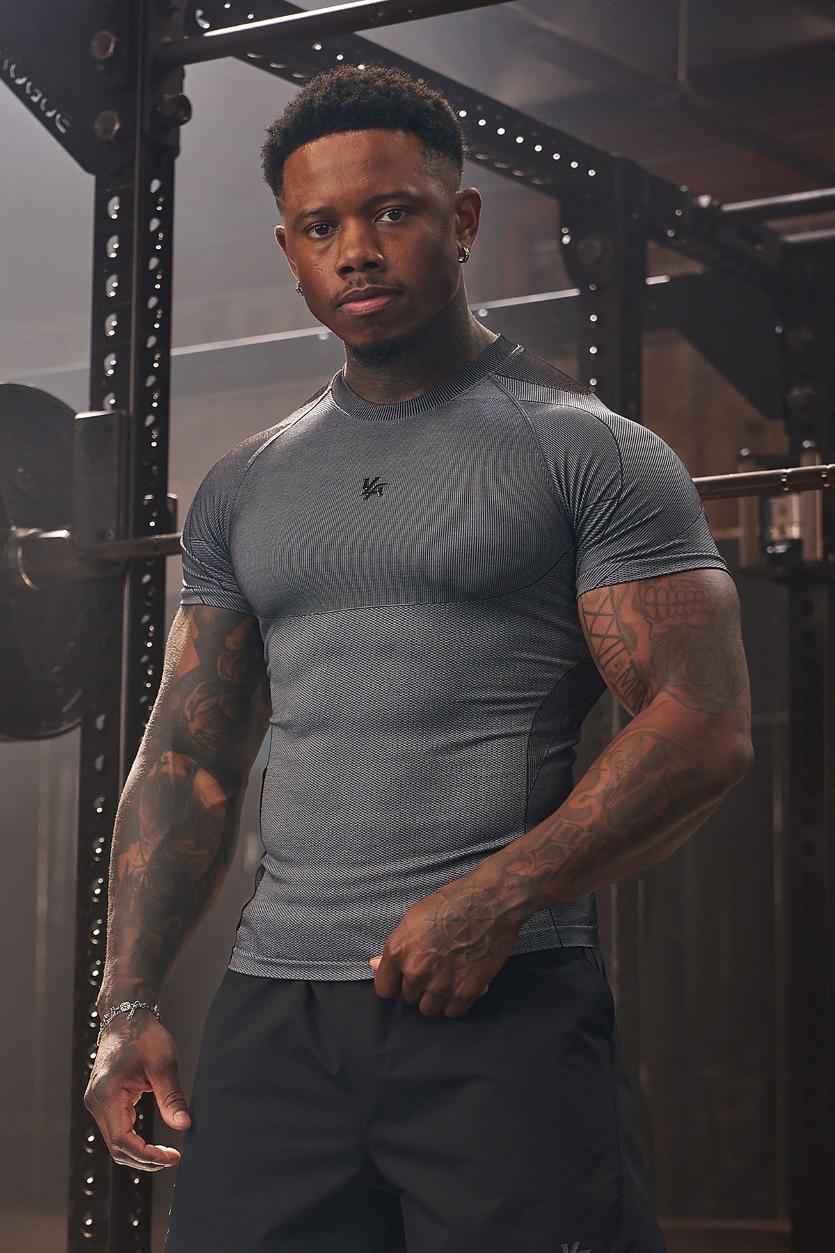 4339 - T-shirts de compression moulants