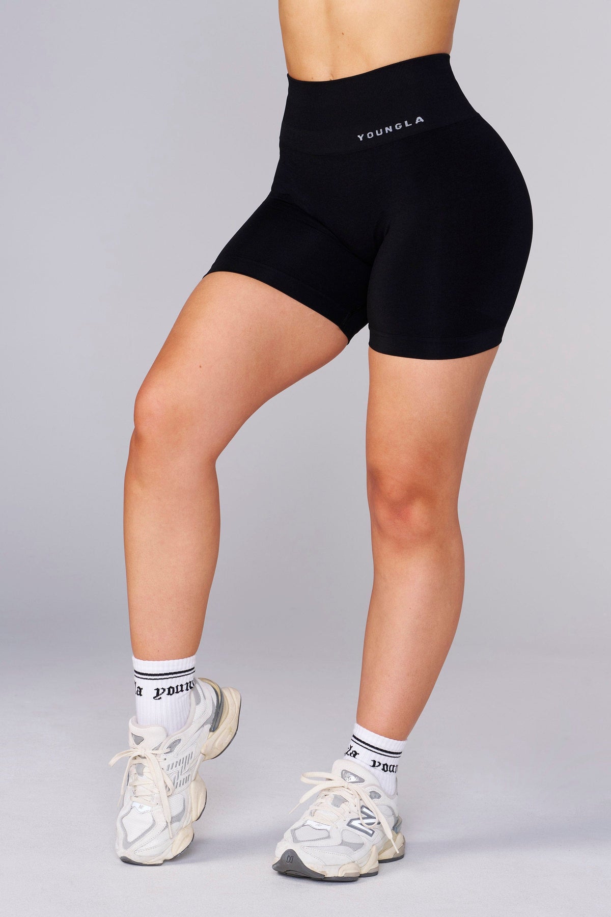 W120 - Pantalones cortos Seamless Core Primavera 24'