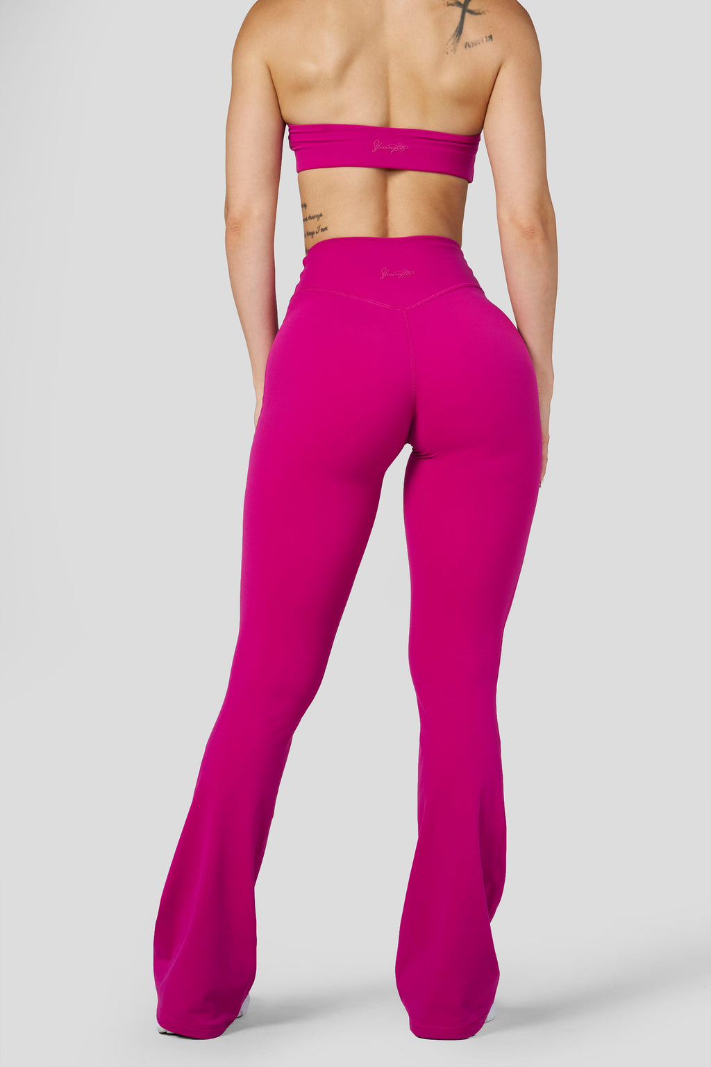 W2229 Legging évasé ultra-doux avec bande froncée (régulier)