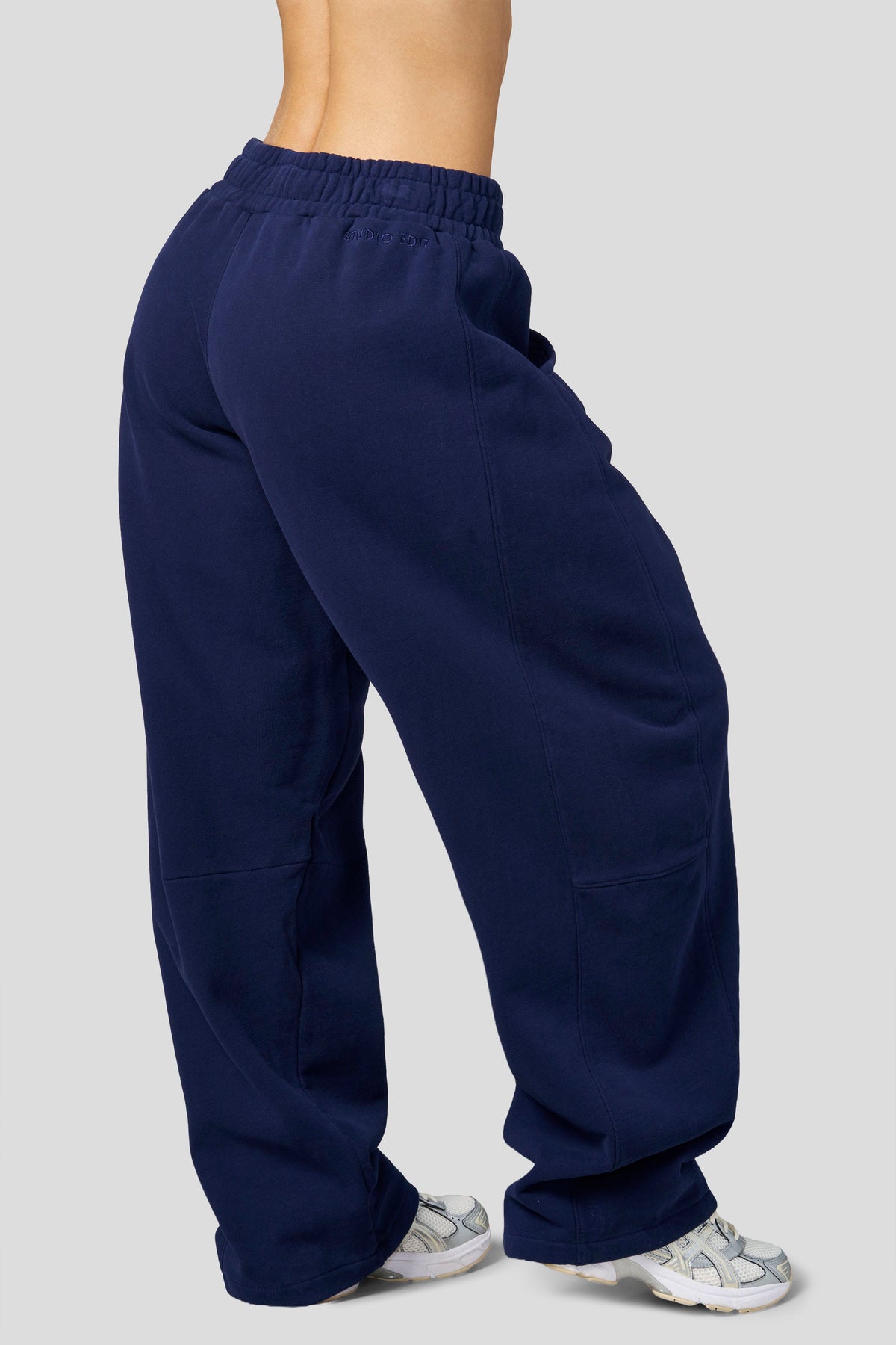 W2255 - Pantalon de jogging barrel Studio Edit nouvelles couleurs