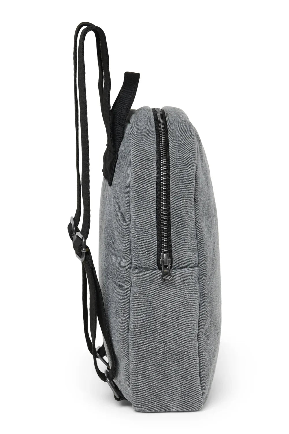 Rucksack aus Jeansstoff mit grauen Herzen