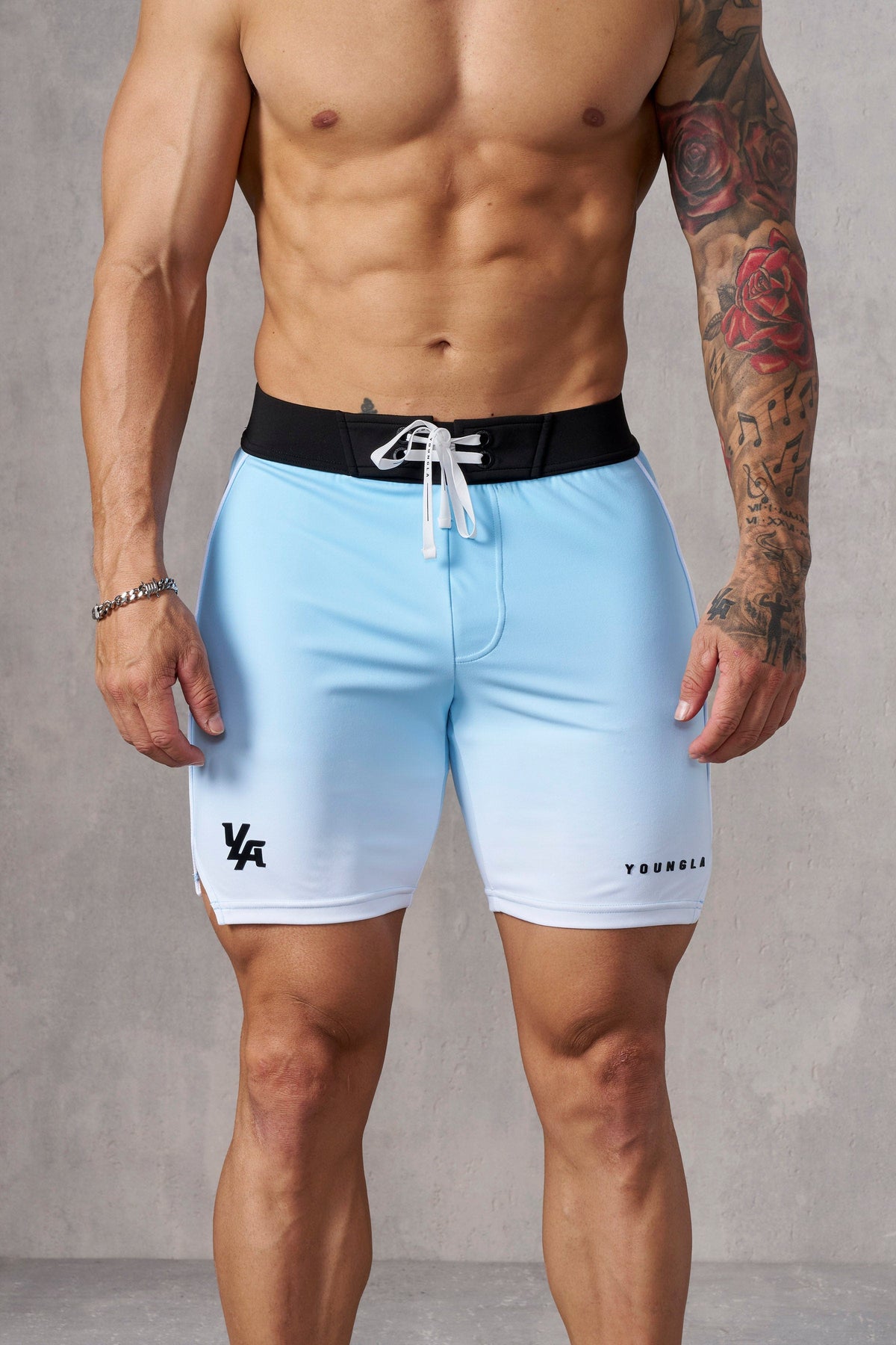 1067 - Short de scène pour le physique masculin