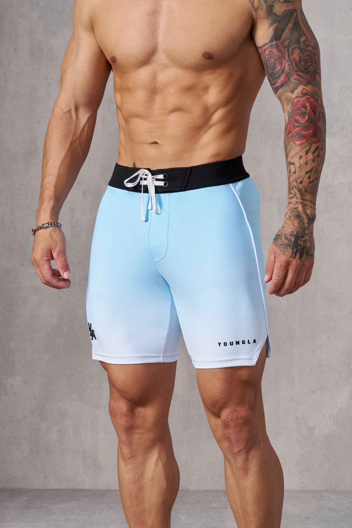 1067 - Short de scène pour le physique masculin