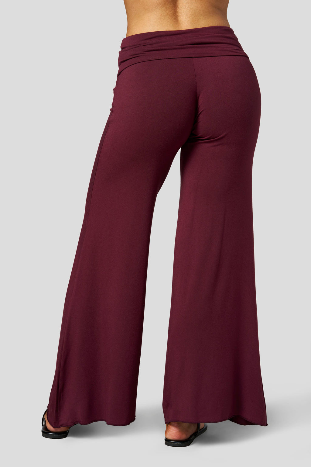 W2380 - Pantalon cache-cœur uni - Court