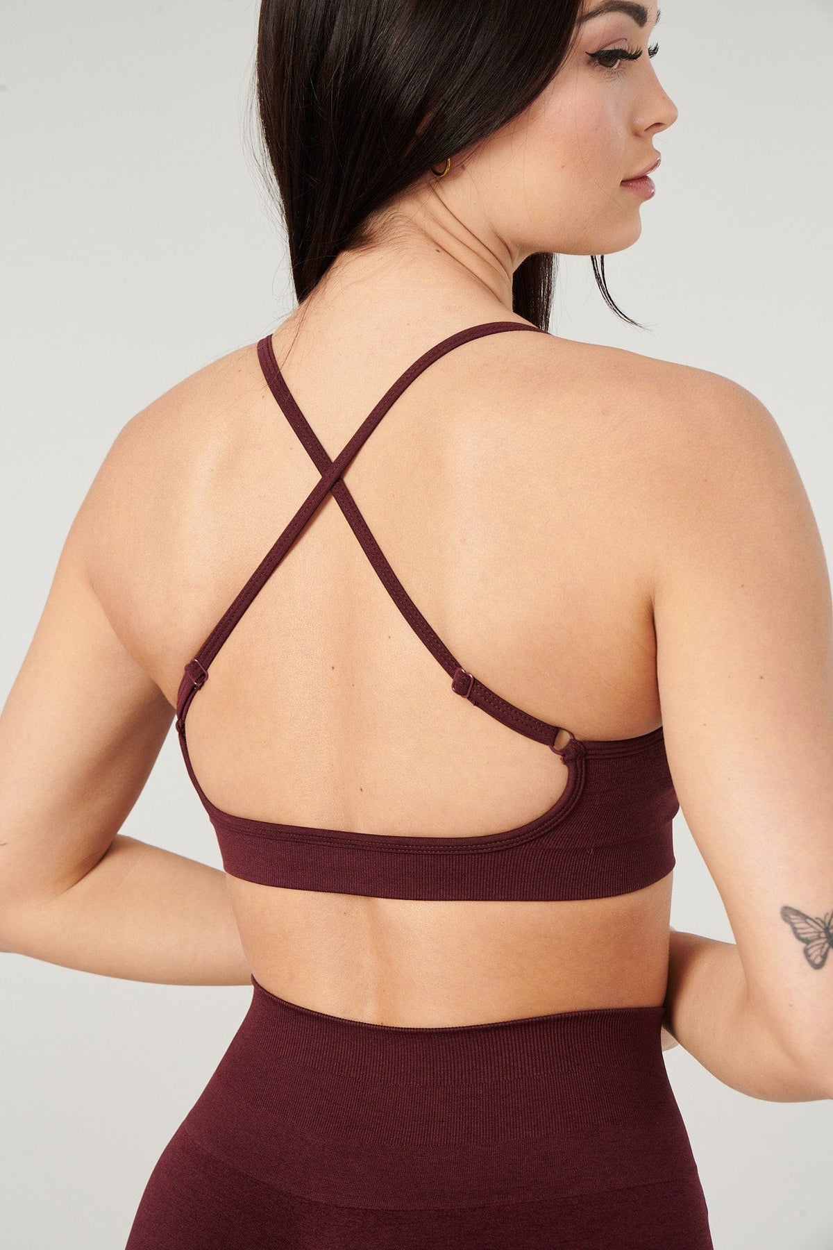 W329 - Soutien-gorge sans coutures à col rond Core