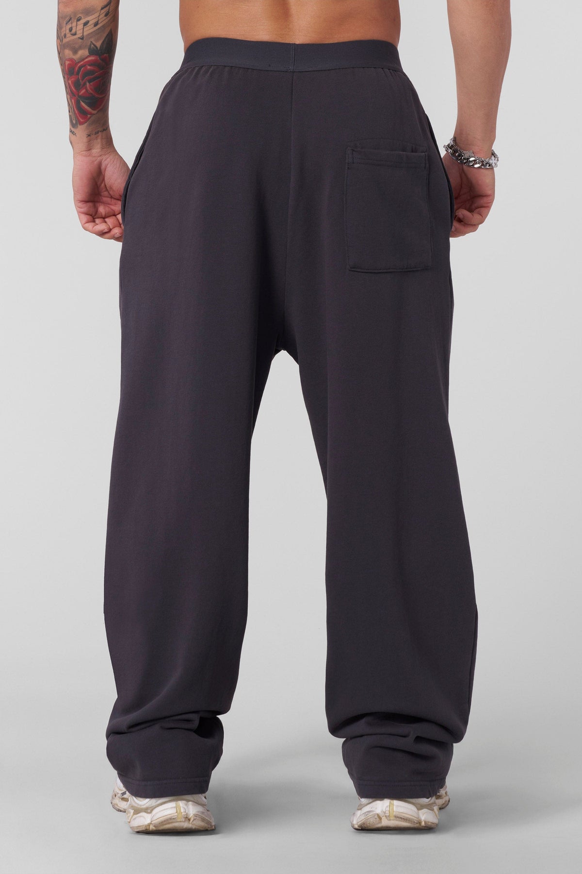 2009 - Faith Sweats