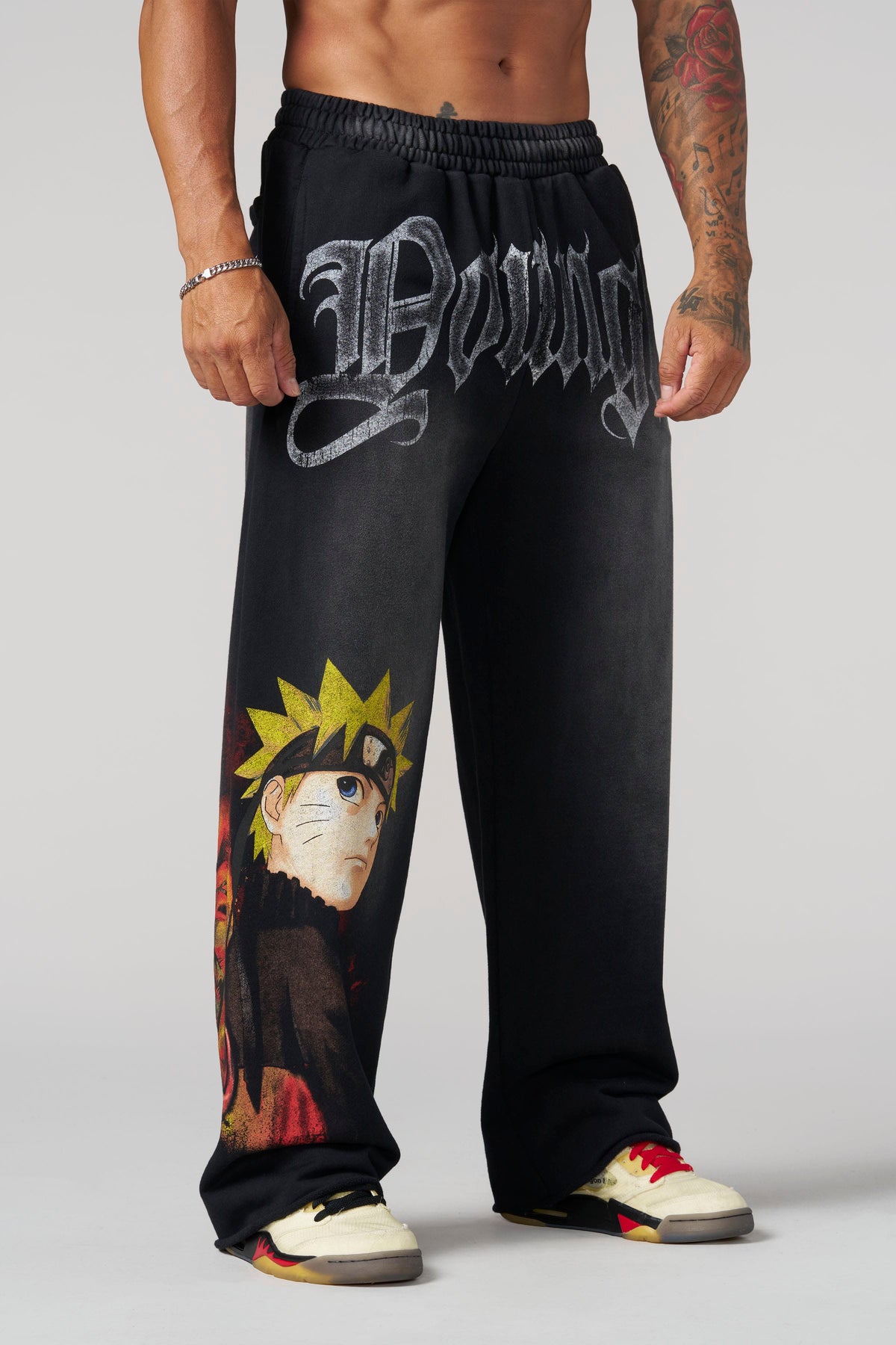 2012 - Pantalones deportivos con ilustraciones de Naruto
