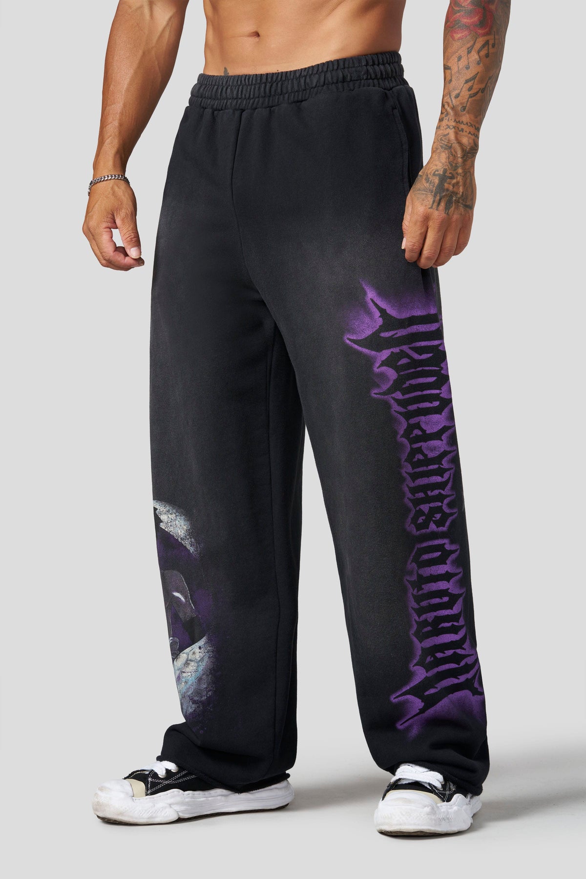 2012 - Pantalones deportivos con ilustraciones de Naruto