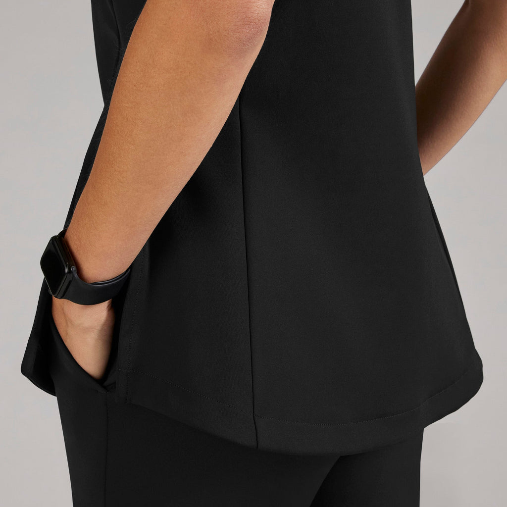 Alma Slim Crewneck Tunic Scrub Top - Black
