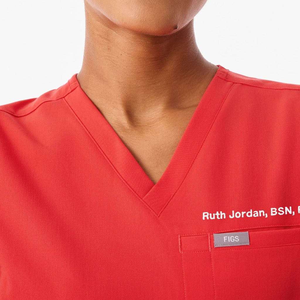 Everly Slim Scrub Top - Hibiscus