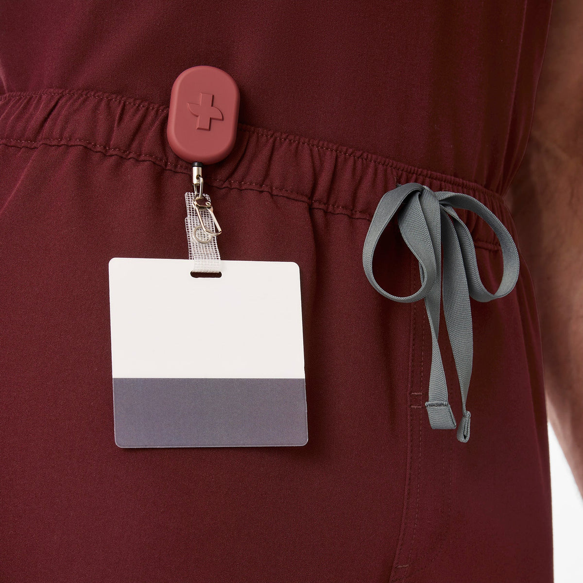 FIGS Logo Badge Reel - Mauve