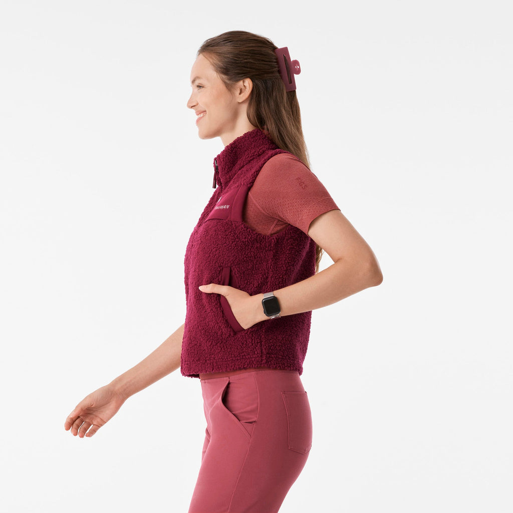 High-Pile Fleece Vest - Deep Cranberry