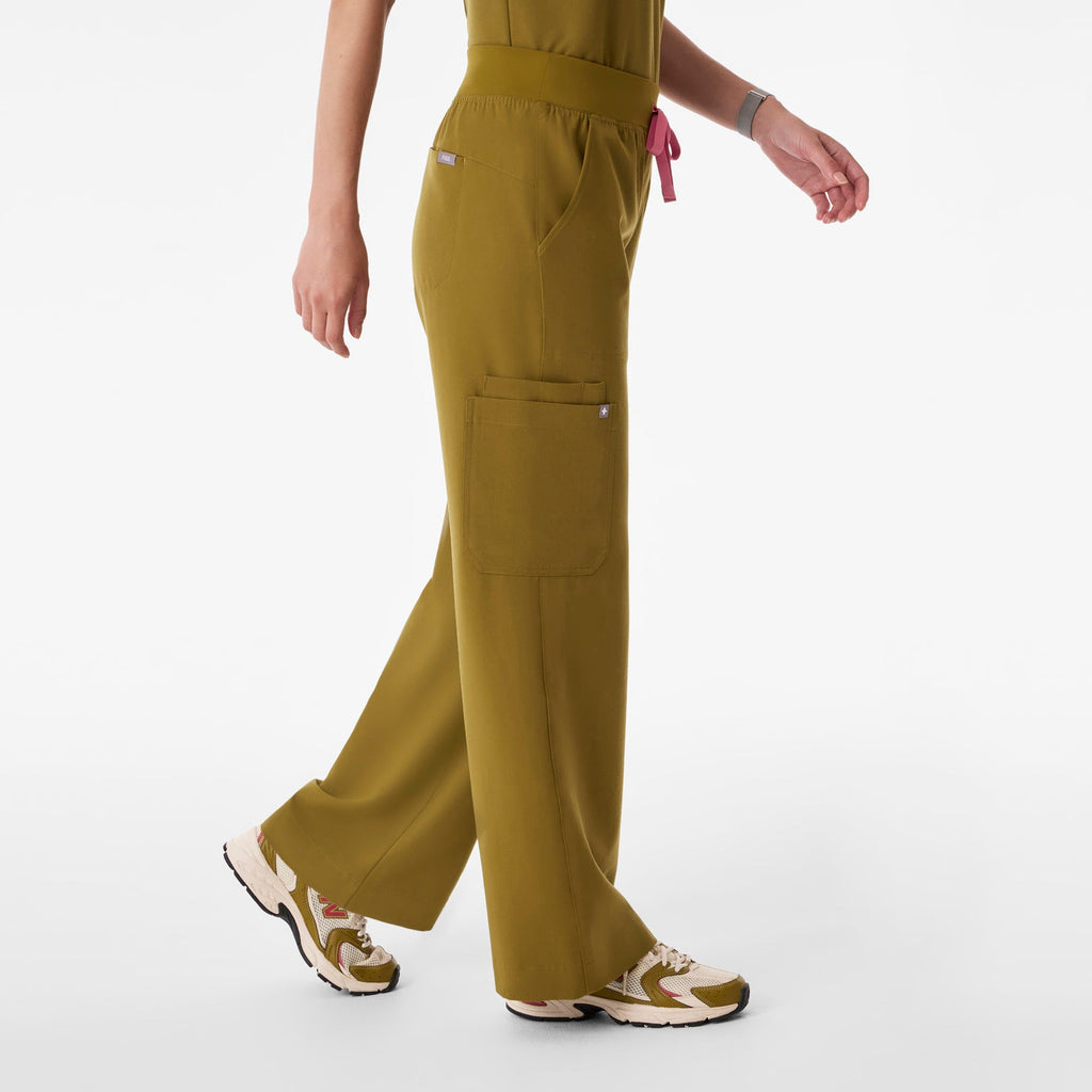 Isabel High-Rise Wide-Leg Scrub Pant - Martini Olive