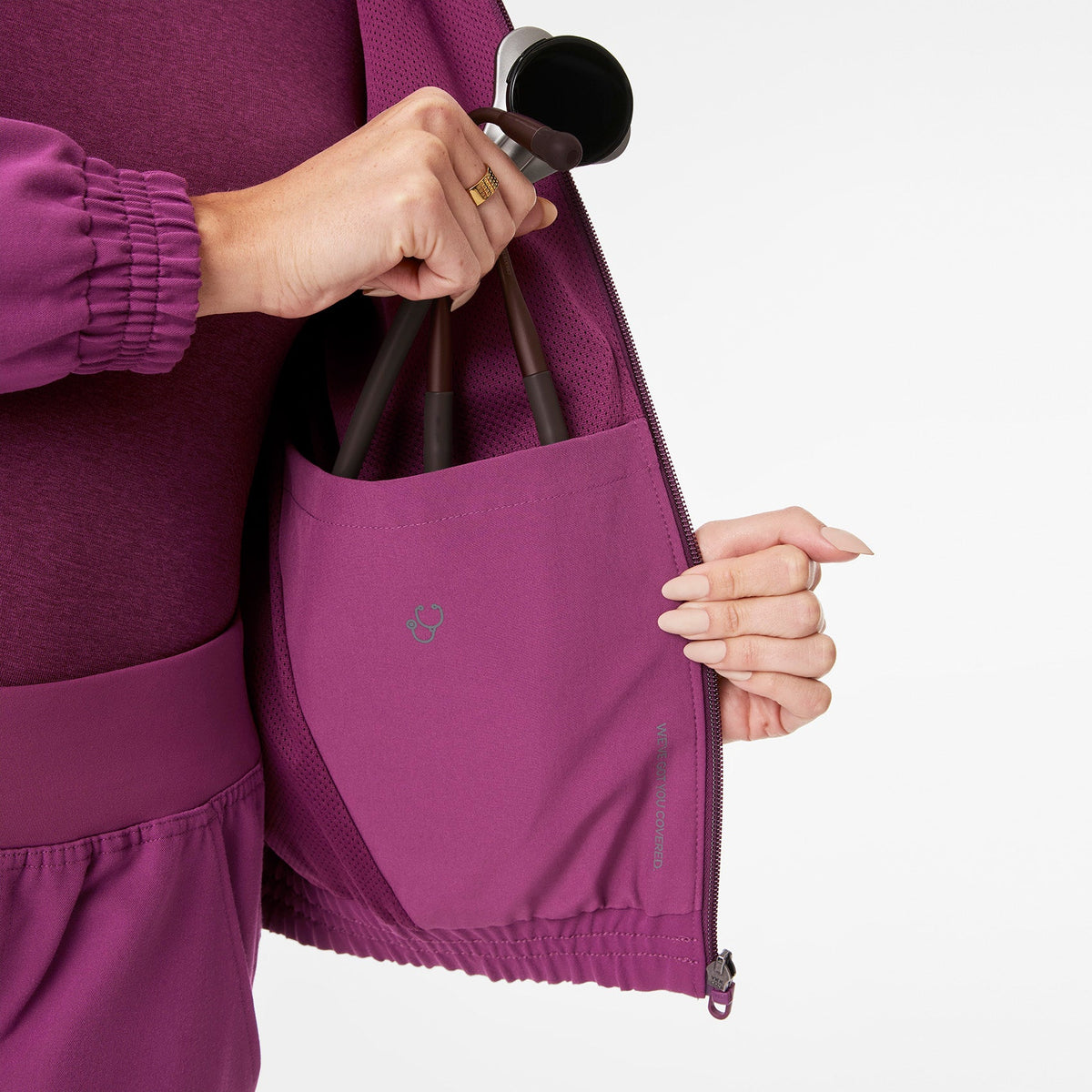 Sydney Scrub Jacket - Dark Açaí
