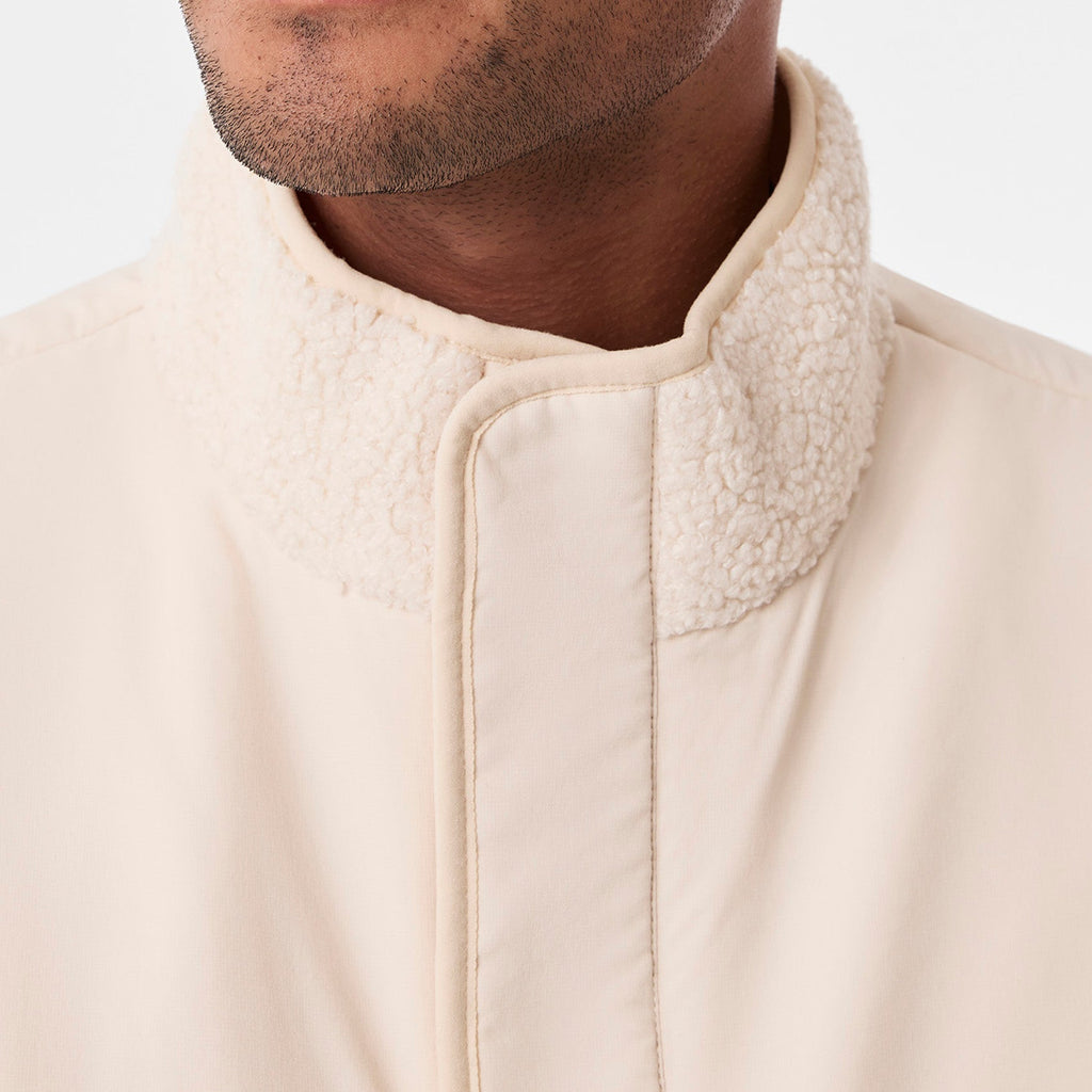Bouclé Vest - Oat Milk