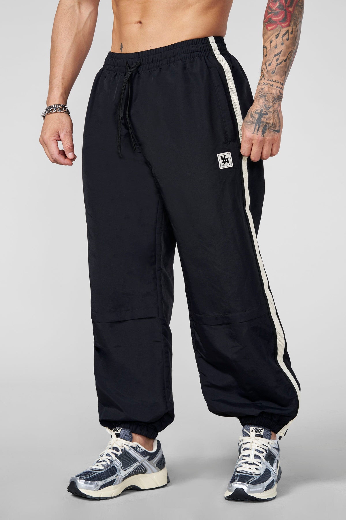 2064 - Pantalon de jogging à bandes latérales