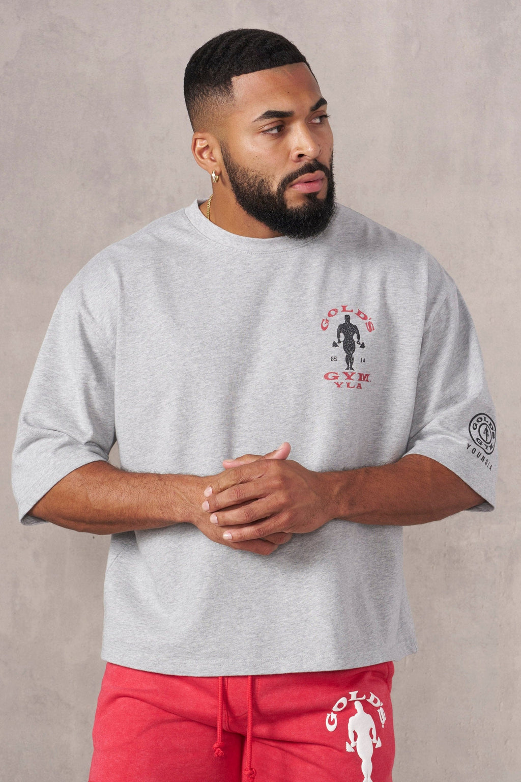 4002 - T-shirts New Age Golds Gym
