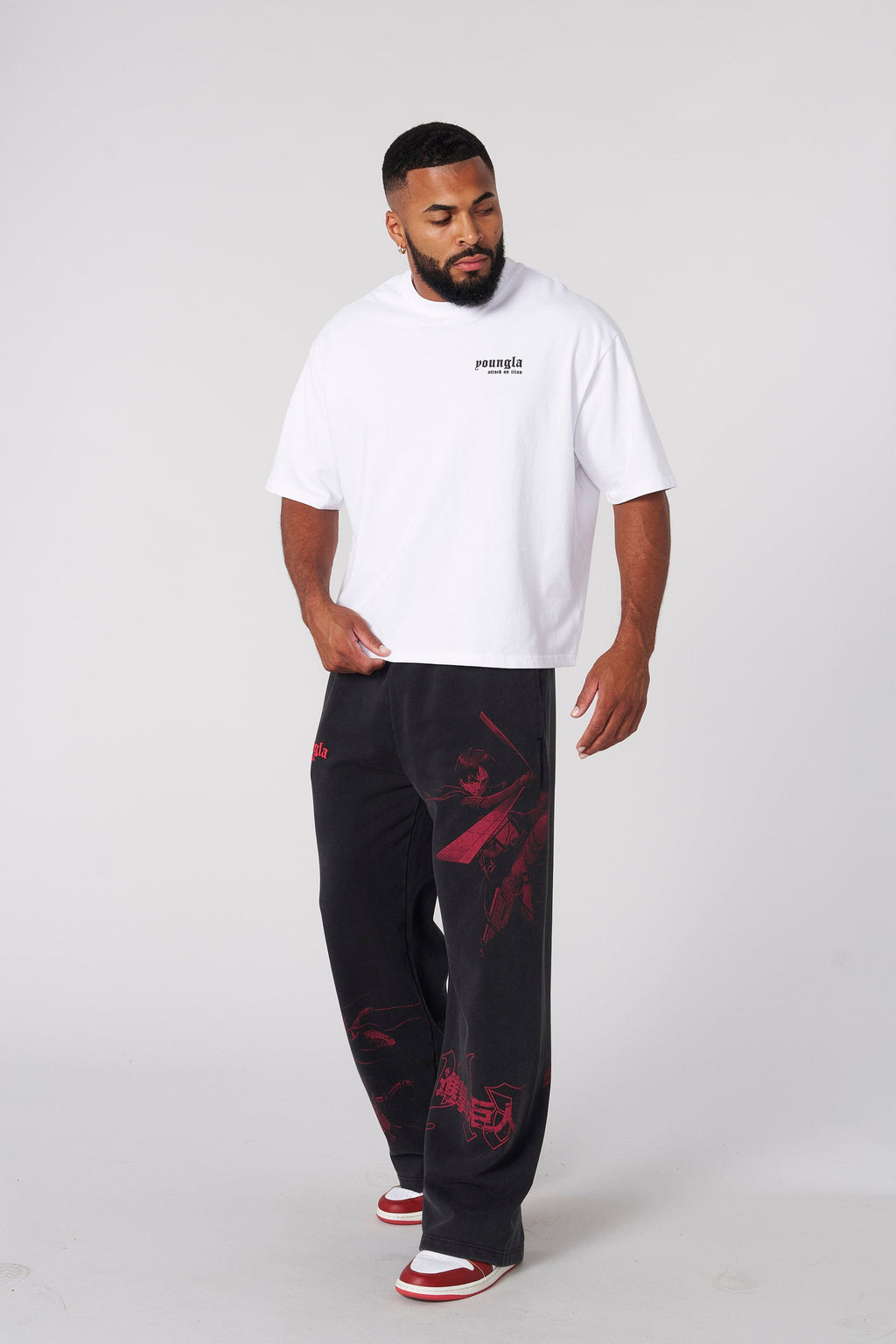 4186 - AOT© x YLA Tee-shirts courts