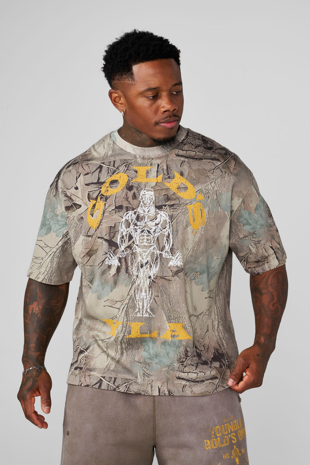 4213 - T-shirts icônes Gold's Iron Legacy