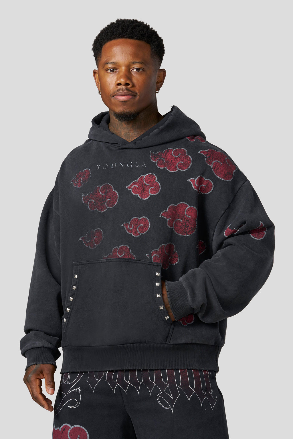 5083 - Sweat à capuche Naruto Stud Artwork