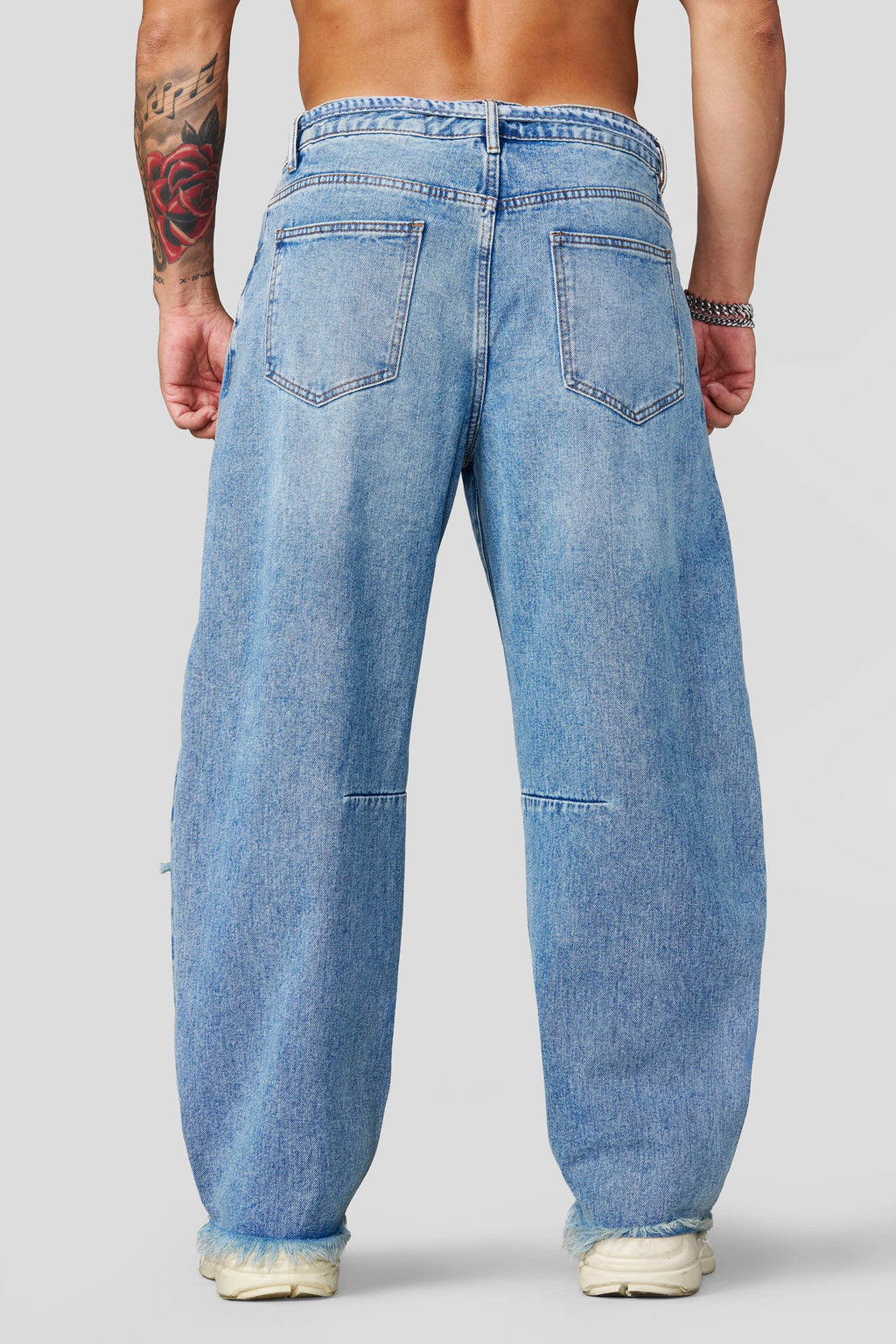 6004 - Jean Destroyed
