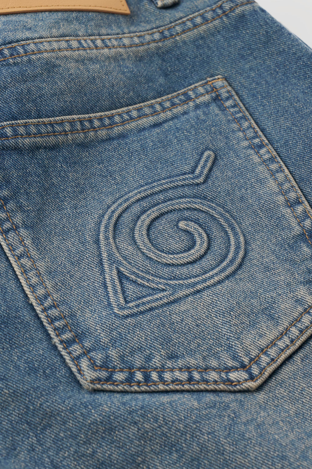 6036 - Jean en denim Naruto
