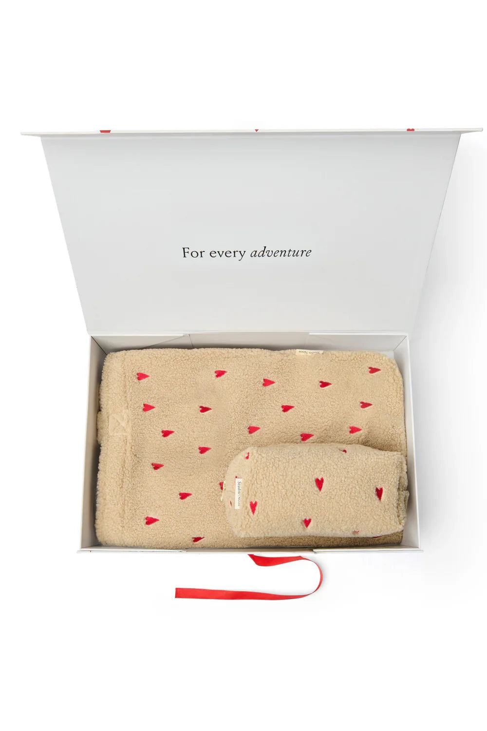 Geschenkset Klassischer Teddy "Ecru-Herzen"