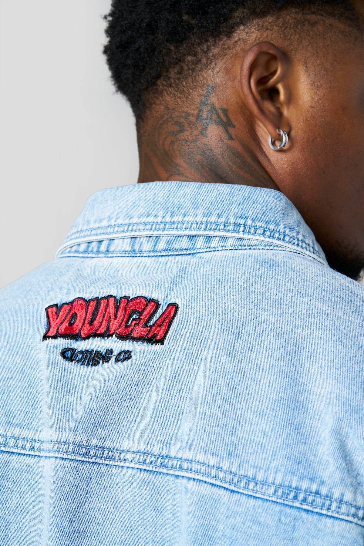 8112 - Chemise en denim Looney Tunes