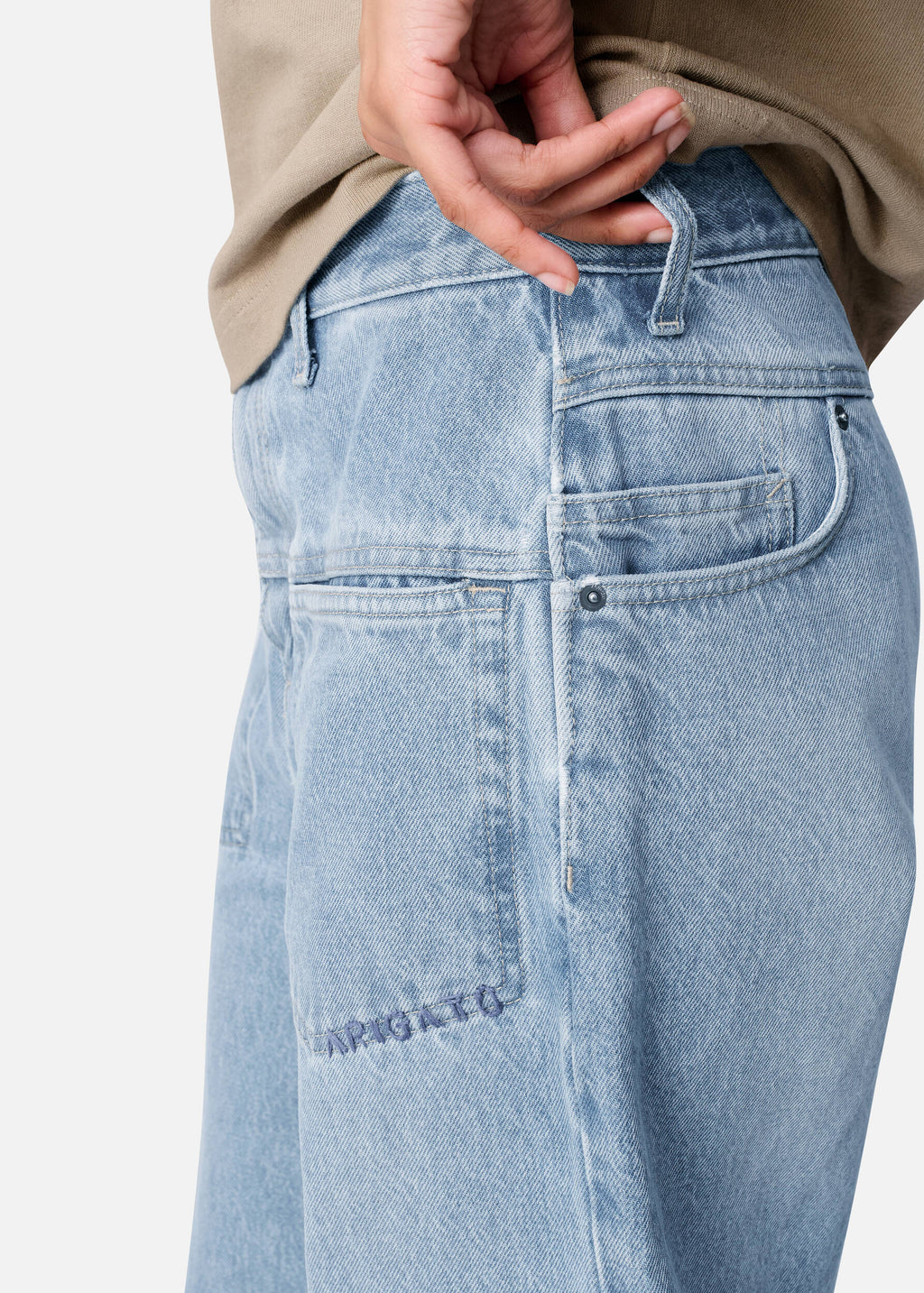 Invert Relaxed Jeans - Light Blue - image 11