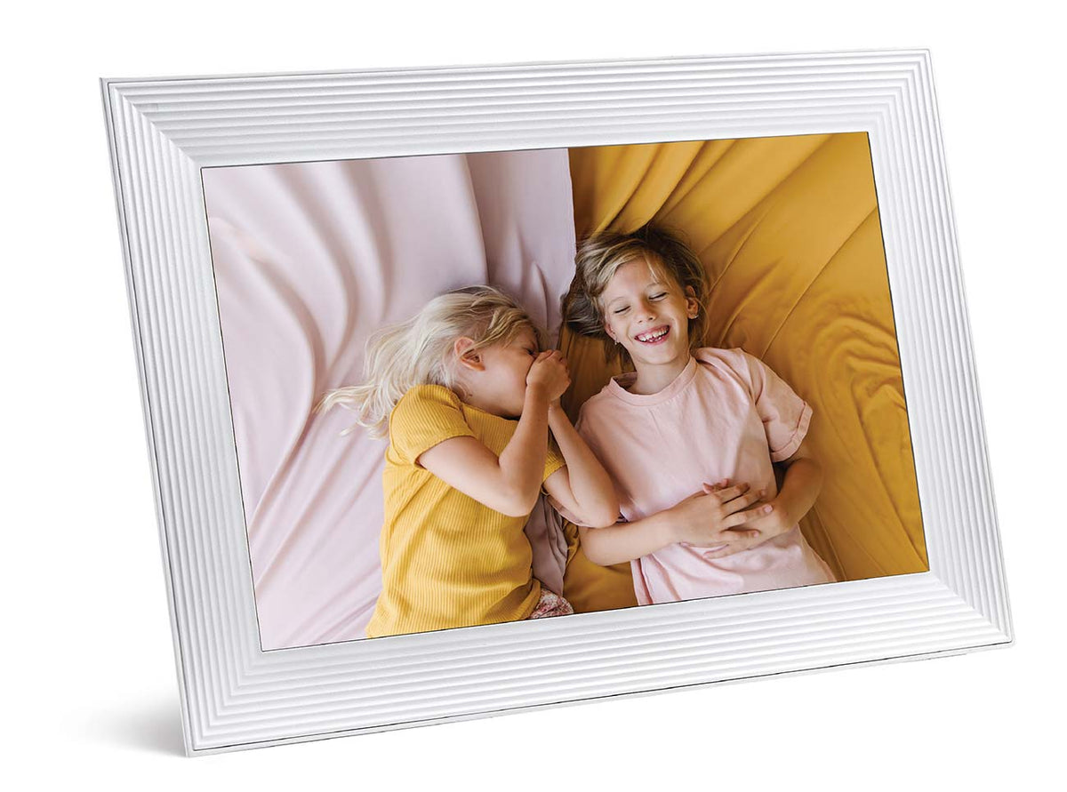 Aura Carver 10.1" Sea Salt Digital Picture Frame - AFM900-WHT - image 2