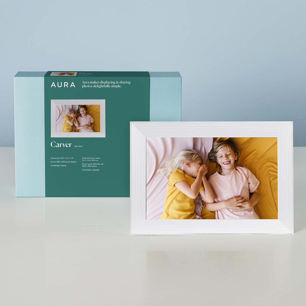 Aura Carver 10.1" Sea Salt Digital Picture Frame - AFM900-WHT - image 7