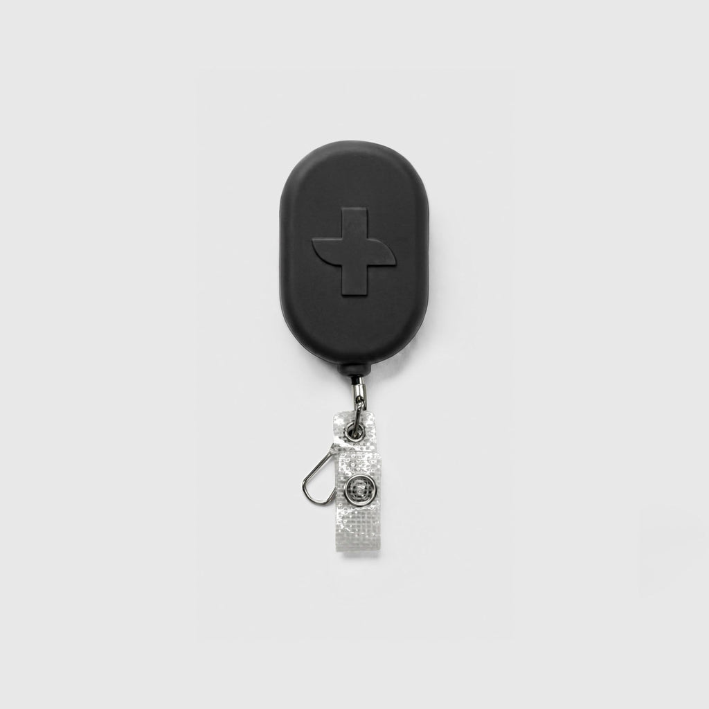 FIGS Logo Badge Reel - Black
