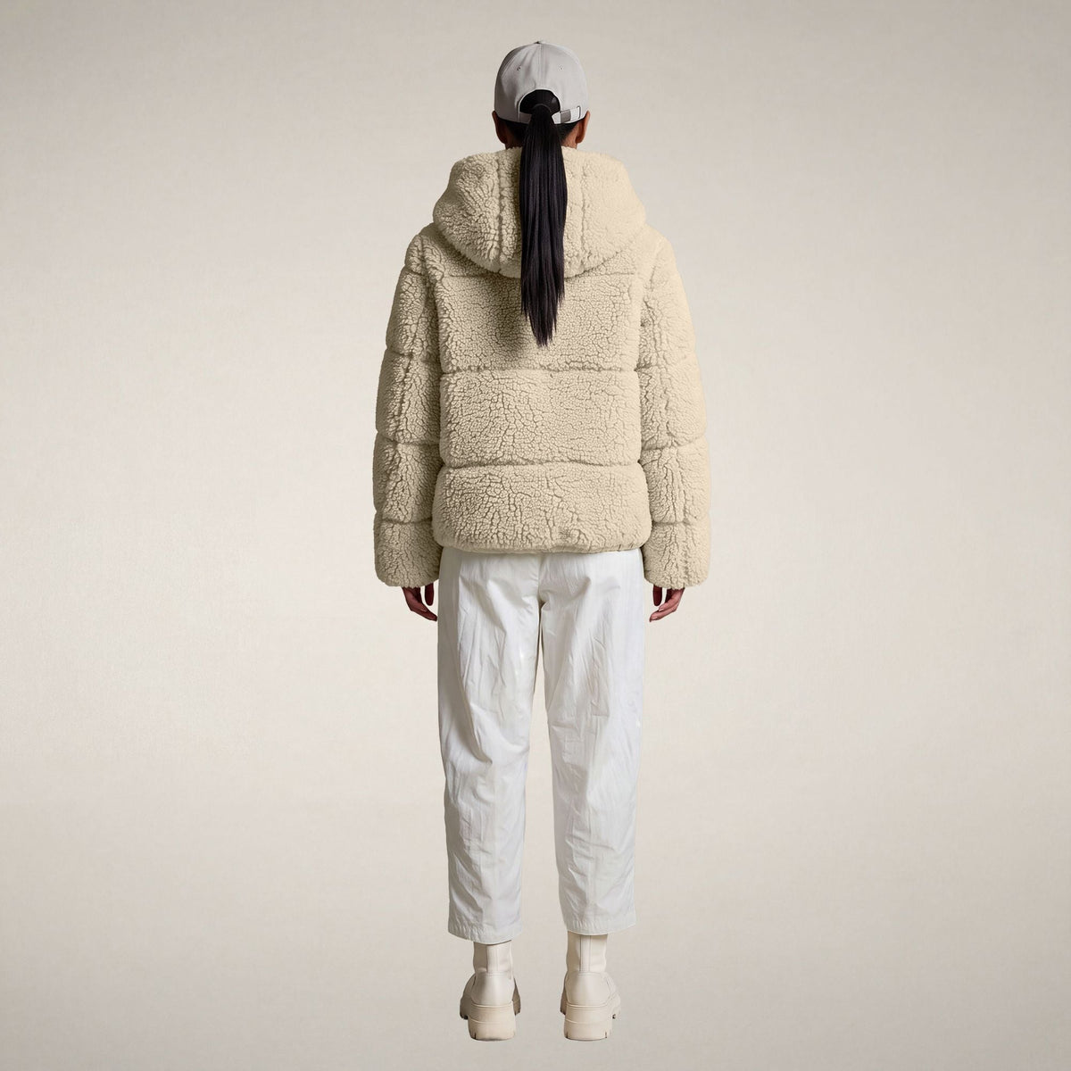 Women's Faux Fur Puffer Jacket Lenora in Shore Beige