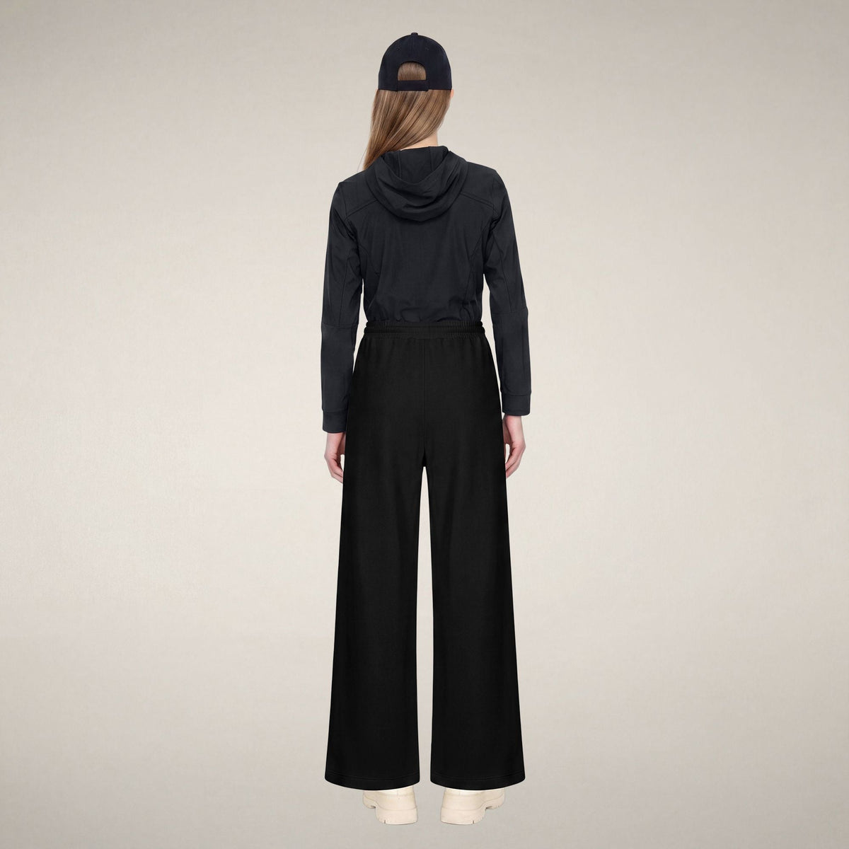 Women's Pants Izumi in Black