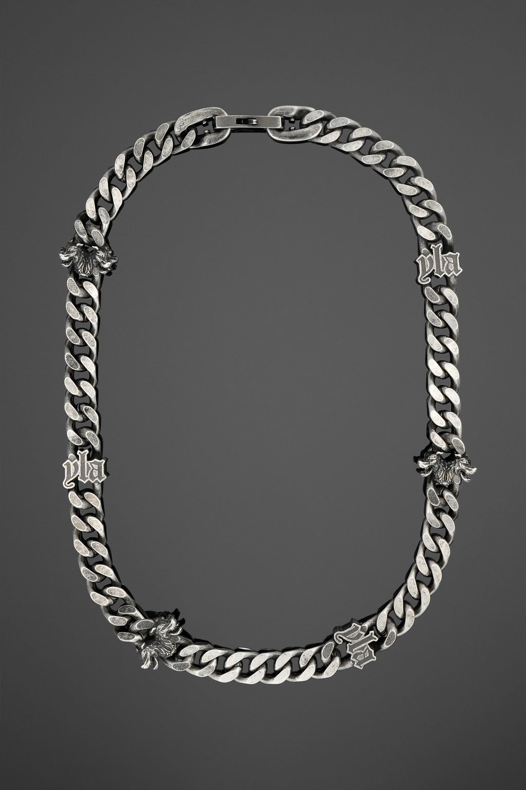 9100 - Voitures et boucles - Collier
