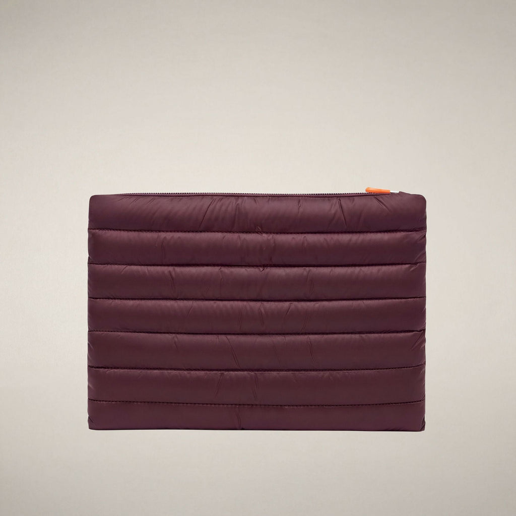 Unisex Quilted Pouch Shaula in Burgundy Black