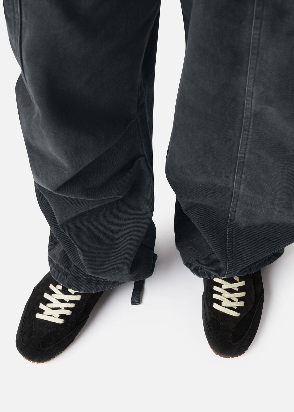 Daze Runner - Black/Gum - image 7