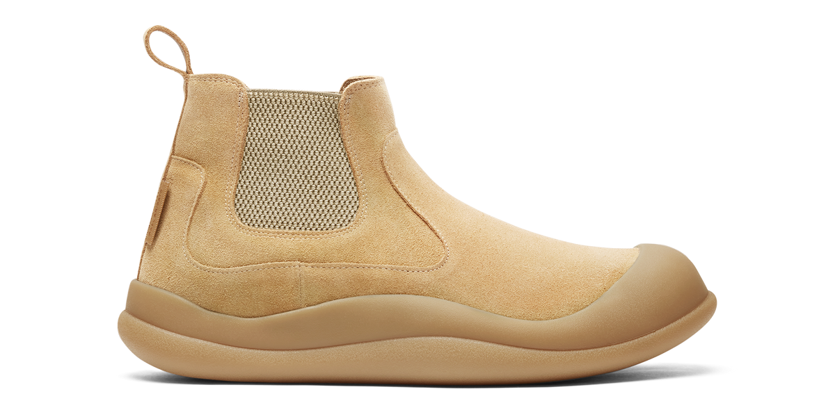 Squish Chelsea Boot - Tan/Gum - image 1