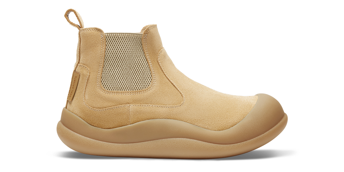 Squish Chelsea Boot - Tan/Gum - image 1