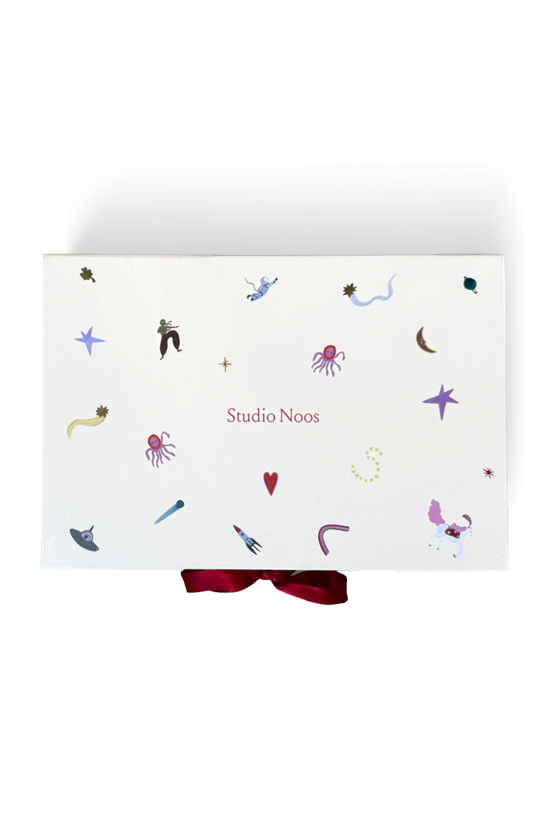 Gift Box M Fantasy | Beige Icons
