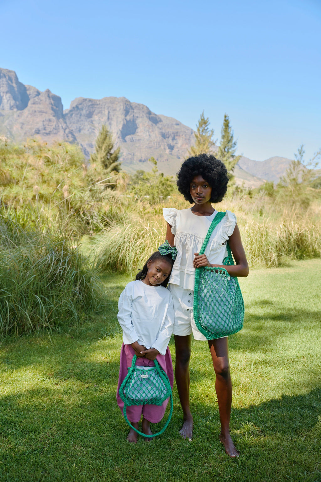 Blauw-gele omkeerbare insert | Groene macramé mom bag met