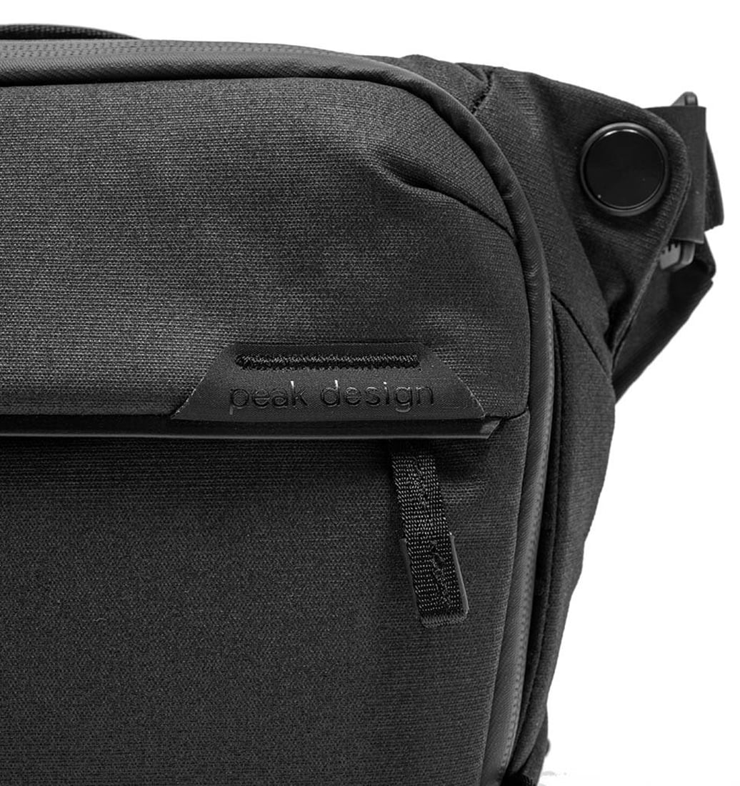 Peak Design Everyday Sling 3L Bag in Black - BEDS-3-BK-3 - image 4