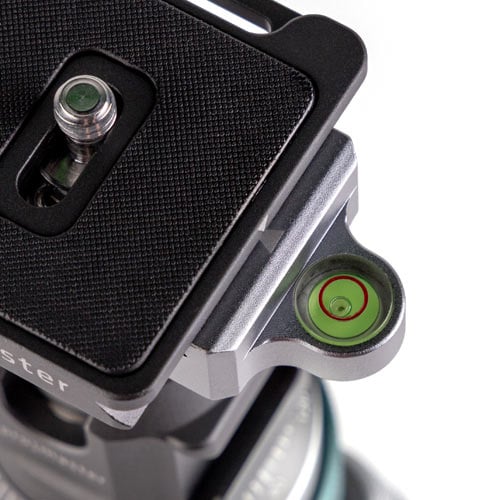 ProMaster iota 219 Ultralightweight Carbon Fiber Tabletop Tripod Kit - PRO94536 - image 8