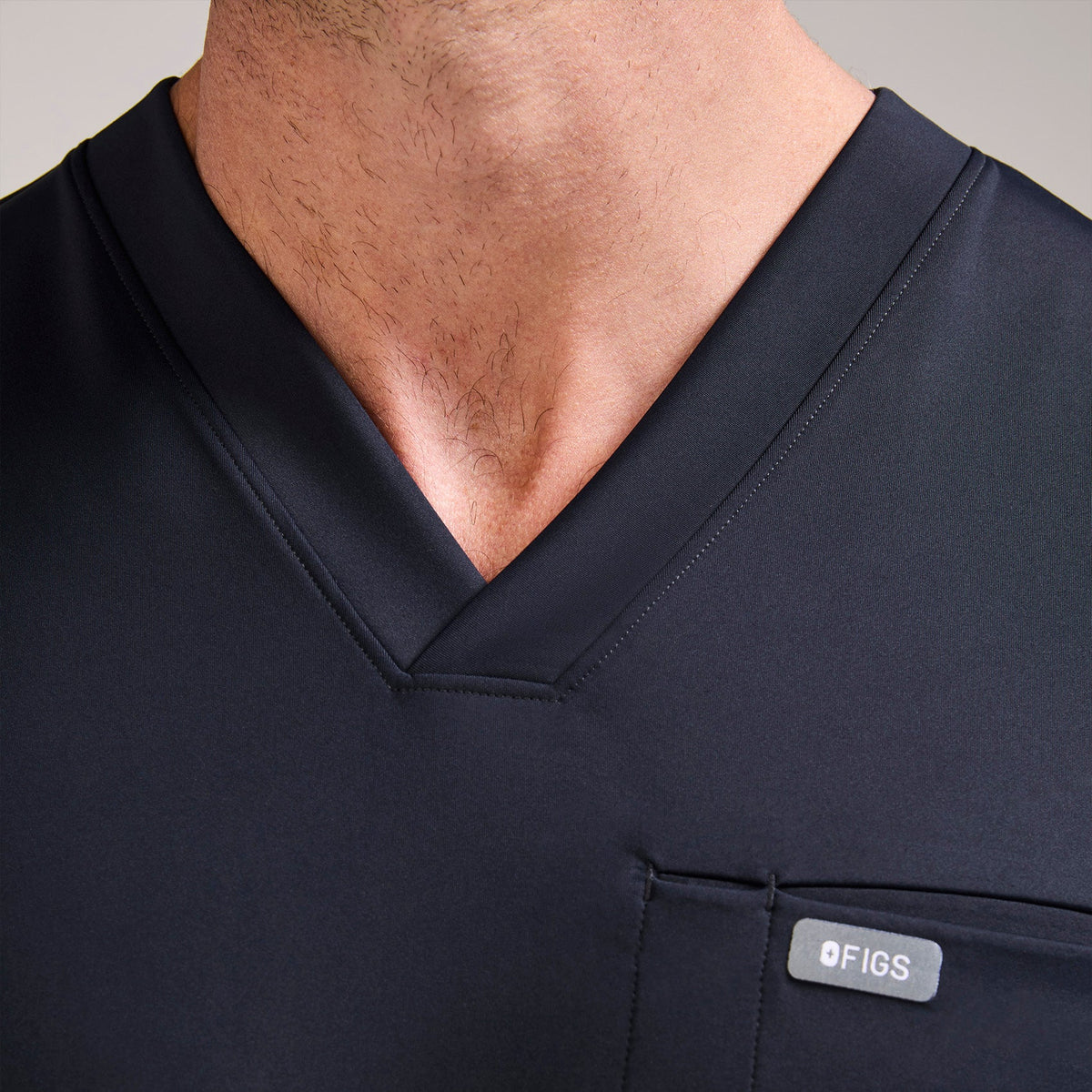 Logan V-Neck Scrub Top - Navy