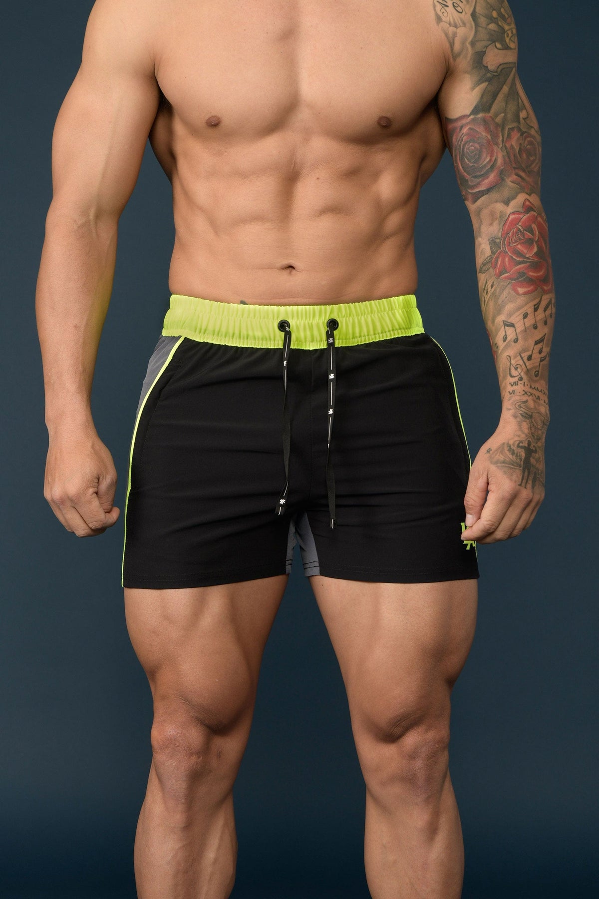 101 Bodybuilding Short Shorts - Black/Neon / Small