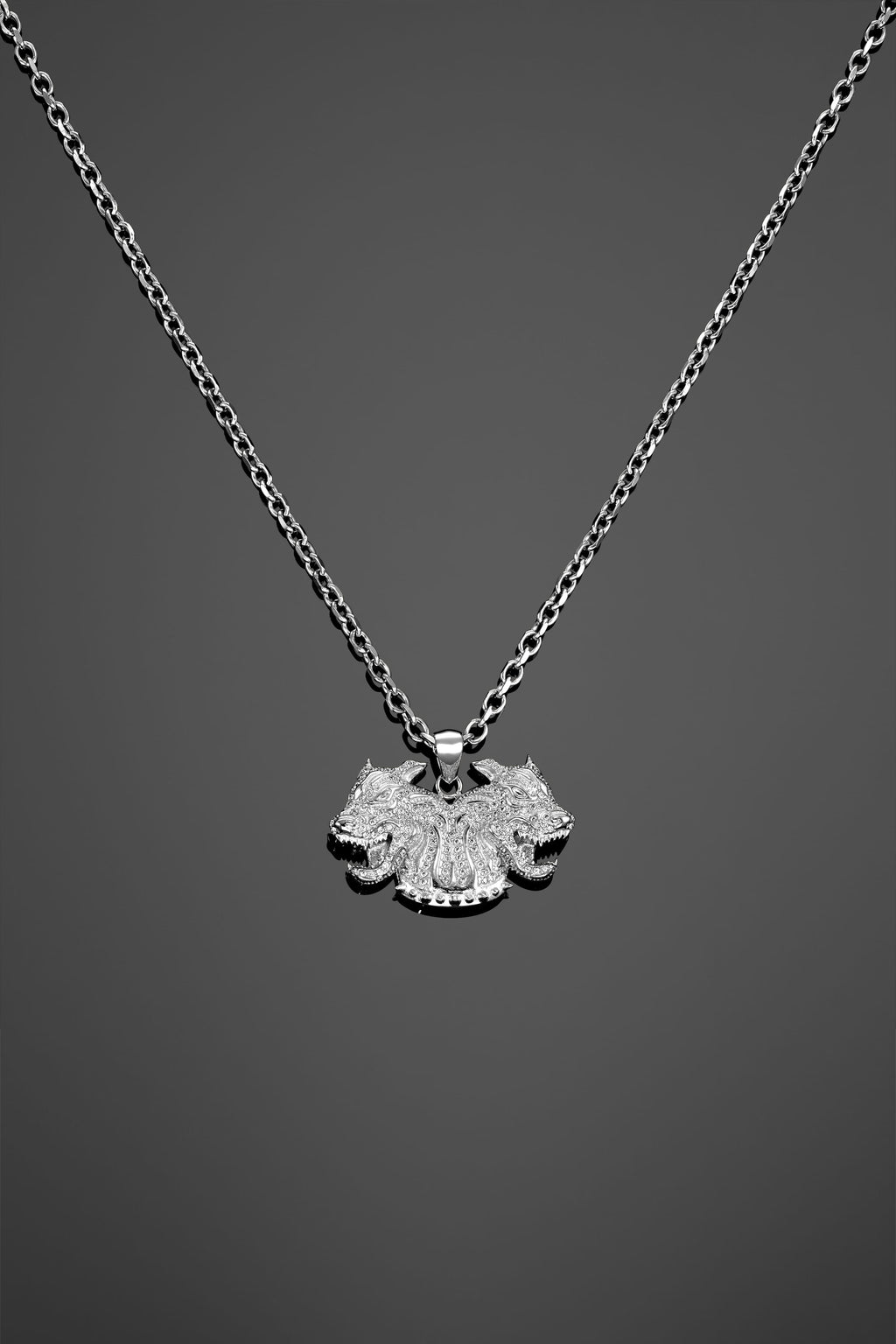 9103 Silver Twinsignia Pendant with two pitbulls, a 24-inch chain, and a 27 × 43 mm pendant.
