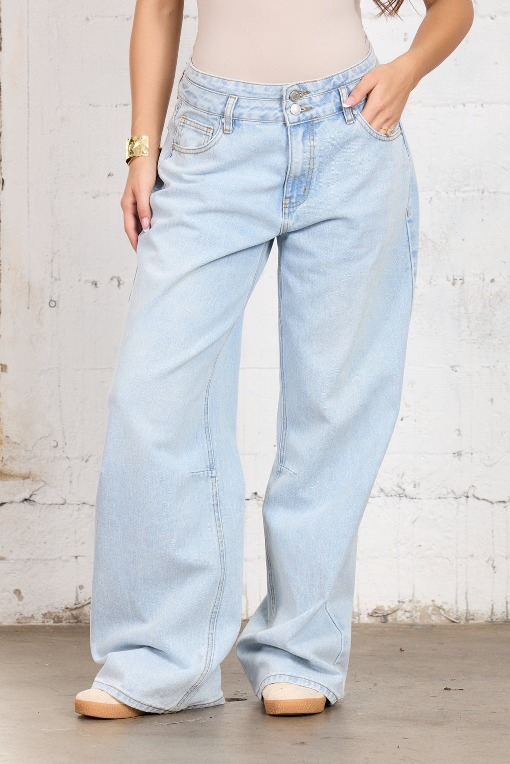 W279 Jean Sundown